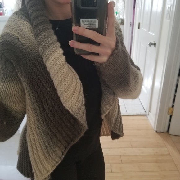 NWT Designer Sweater ElsaAmanda made in Italy - Picture 14 of 16